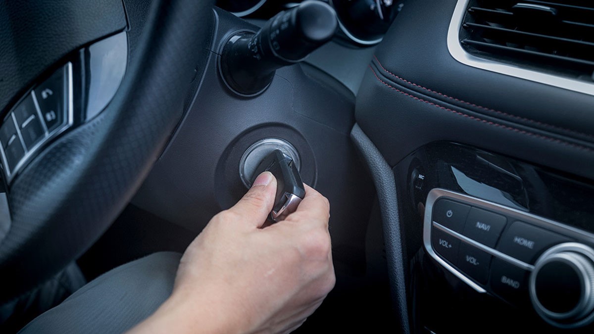 علت قفل شدن موتور ماشین