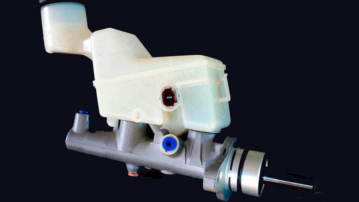 علائم خرابی پمپ ترمز